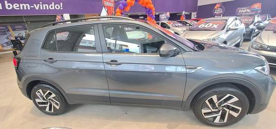 VOLKSWAGEN T-CROSS 1.0 200 TSI TOTAL FLEX AUTOMÁTICO